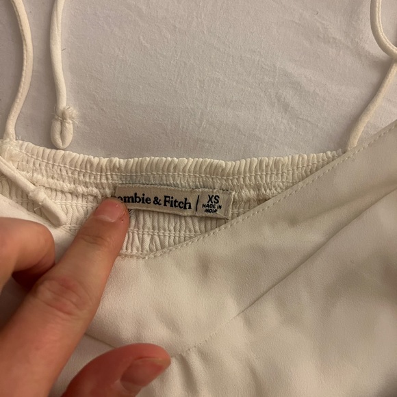 Abercrombie Tank Top Bundle - Picture 3 of 3